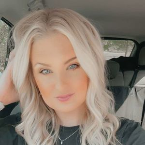 Meet your Posher, Chelsie